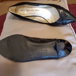Anne Klein Black heels