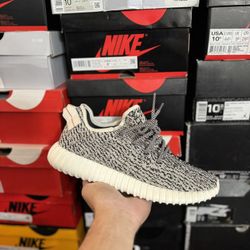 Adidas Yeezy 350 Turtle Dove size 9.5 VNDS