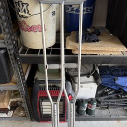 Adjustable Crutches