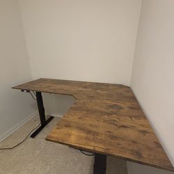L Shaped Desk (Adjustable height)