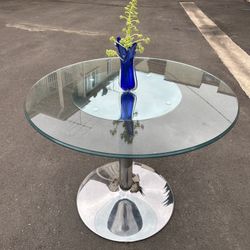 Crate & Barrel Stainless Steel Chrome Tulip Dining Table With A Thick Beveled Glass 