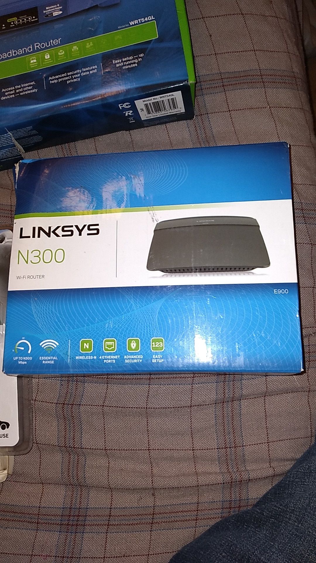 Links. N300 wifi. Router