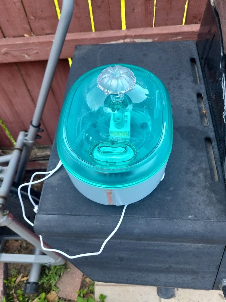 Fuente De Agua Para Gato
