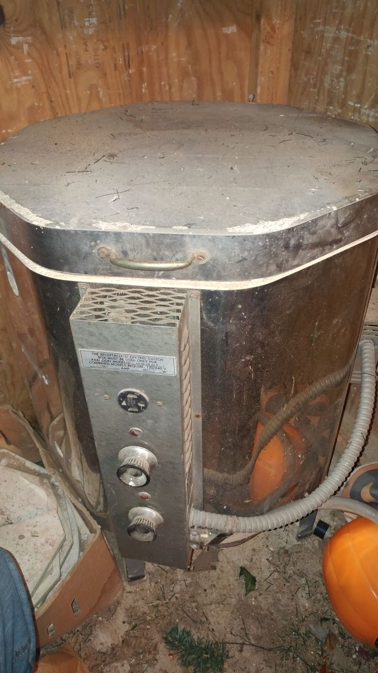 Paragon Electric Kiln Model A88B