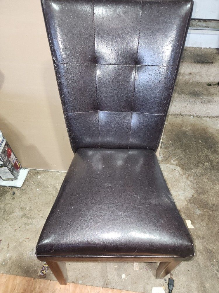 Standard Height Chairs