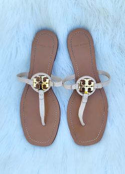 TORY BURCH Originales size 8.