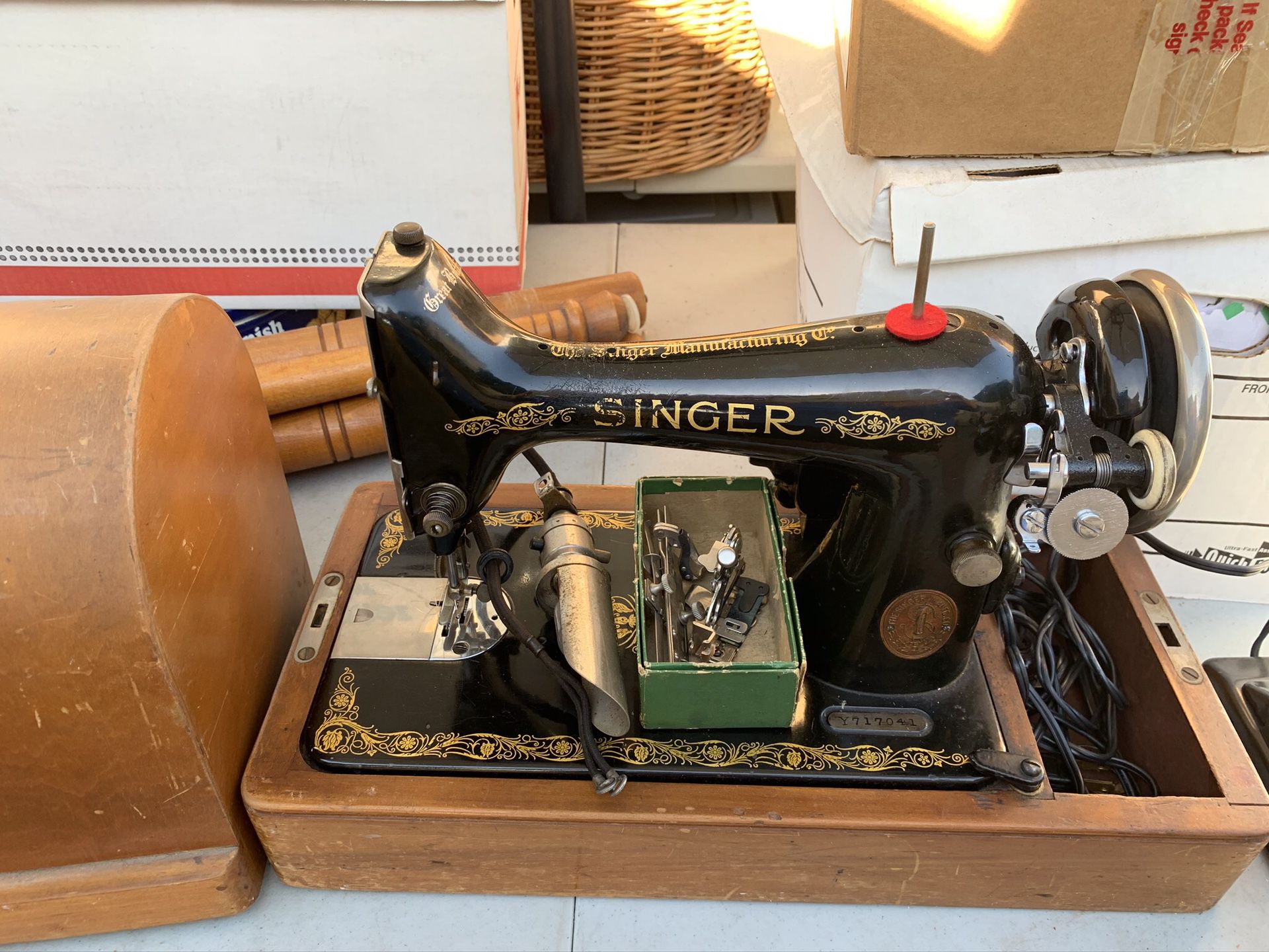 Vintage singers sewing machine