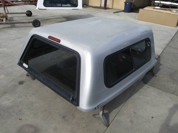 Selling a used INNOVATION truck camper shell Ford F-150 2001-2003