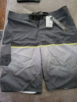 Tilly' s size 29 swim trunks