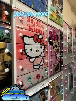 Hello Kitty five drawer dresser new chest cajonera Comoda nueva
