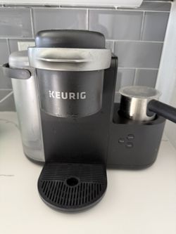 Keurig Single Serve K Cup Pod Coffee Latte And Cappucino Maker