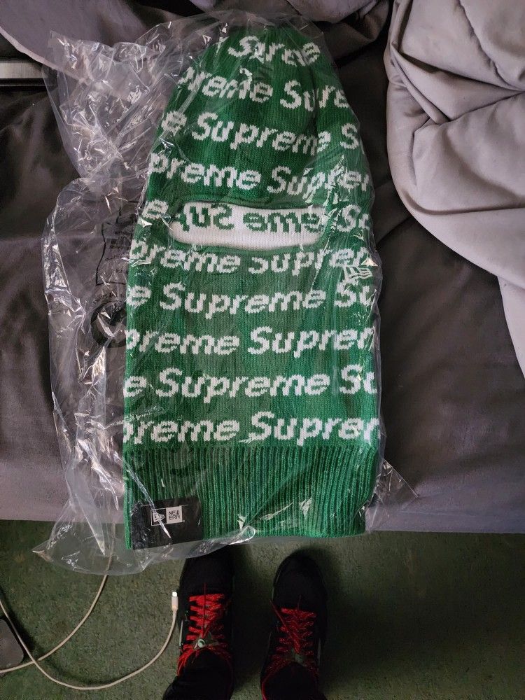 Supreme New Era Box Logo BALACLAVA