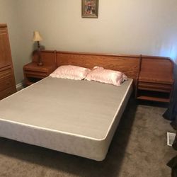 Bedroom Furniture Set
