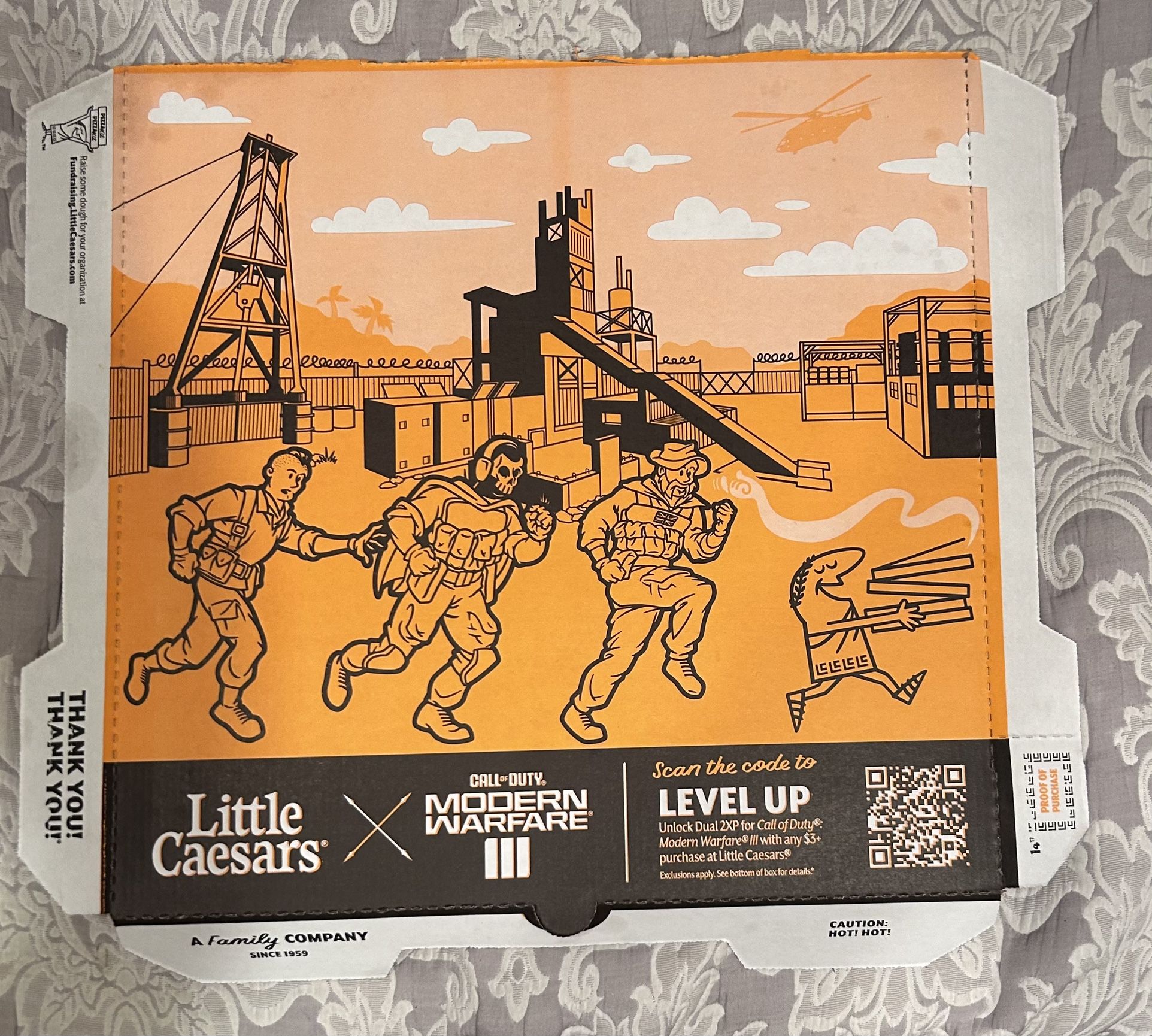 Little Caesars Box X Modern Warfare 3 Half Pizza Box