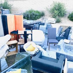 Modern Sofas – Designer Staging Furniture