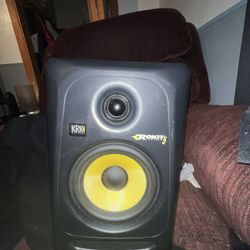 KRK Rokit Powered 5 G3 Studio Monitor  (price Negotiable)