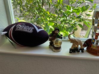 Ty football/jade elephant / pisner glass mics