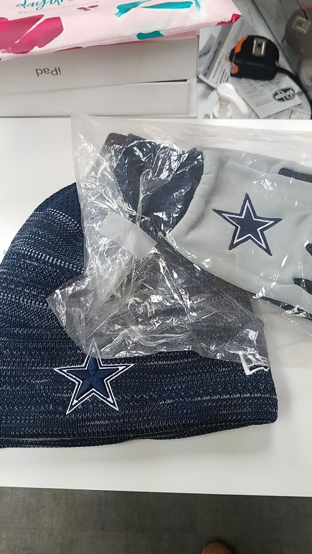 Dallas Cowboy beanie and gloves