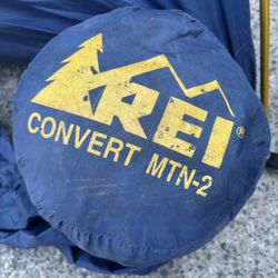 Tent REI - 2 Person w/ Tunnel Fly