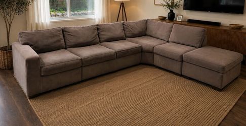 Sectional couch