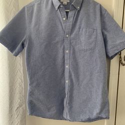 Amazon Essentials short sleeve button down Oxford light blue with pocket size M