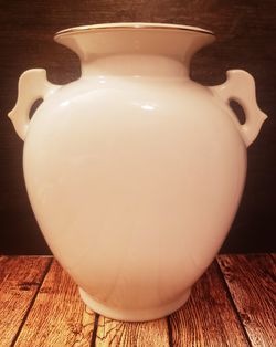 Gorgeous Vintage Japanese Porcelain Handled Vase with Hibiscus 🌺 Flowers Design Thumbnail