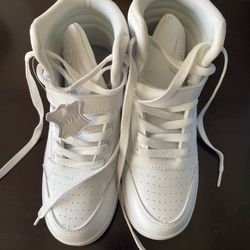 *BRAND NEW* UBFEN White Sneakers With Wedge 
