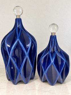 Set of 2 Cobalt Blue Decorative Bottles with Glass Stoppers | Juego de 2 Botellas Decorativas Azul Cobalto