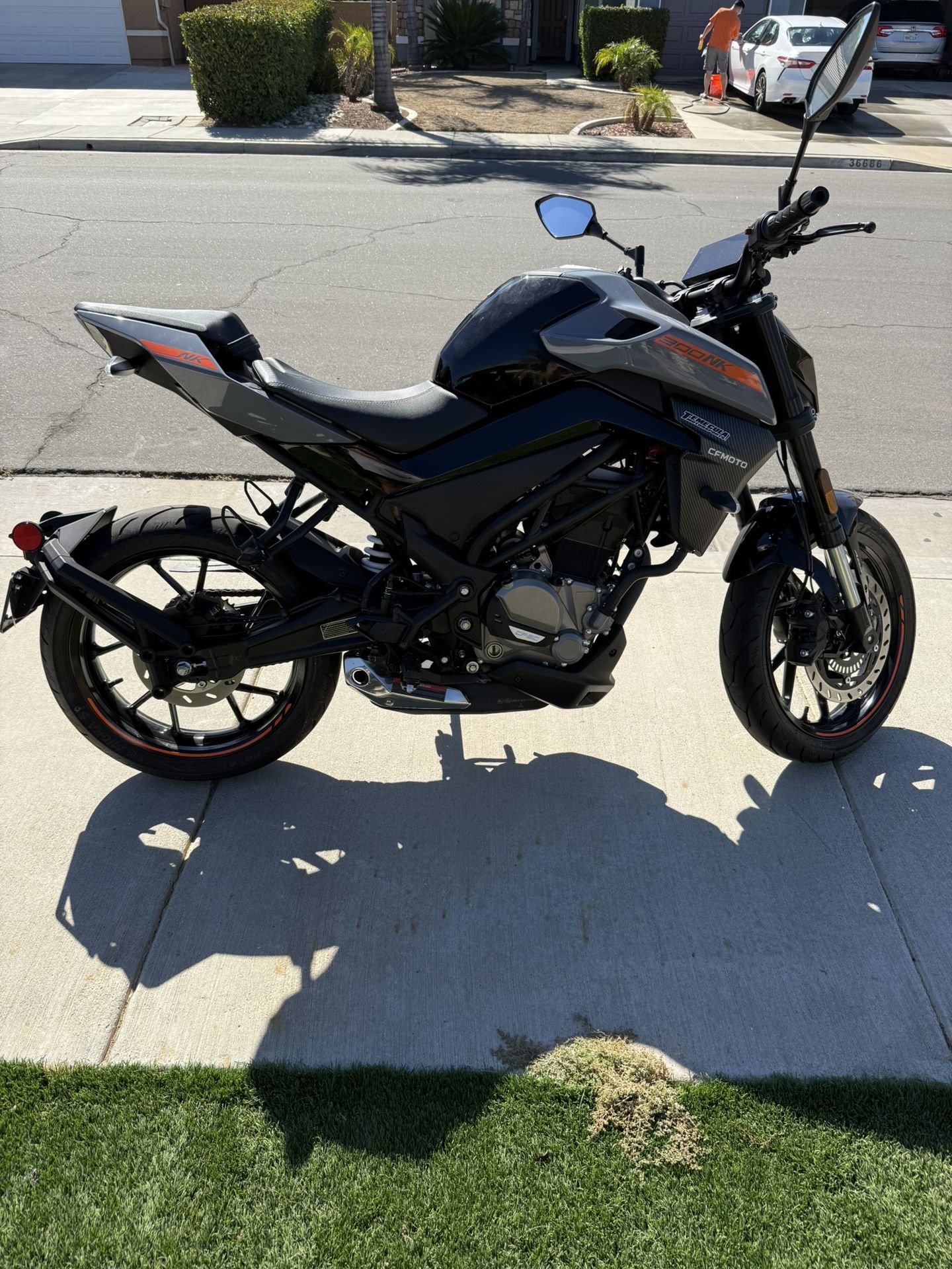 2023 CF MOTO 300NK