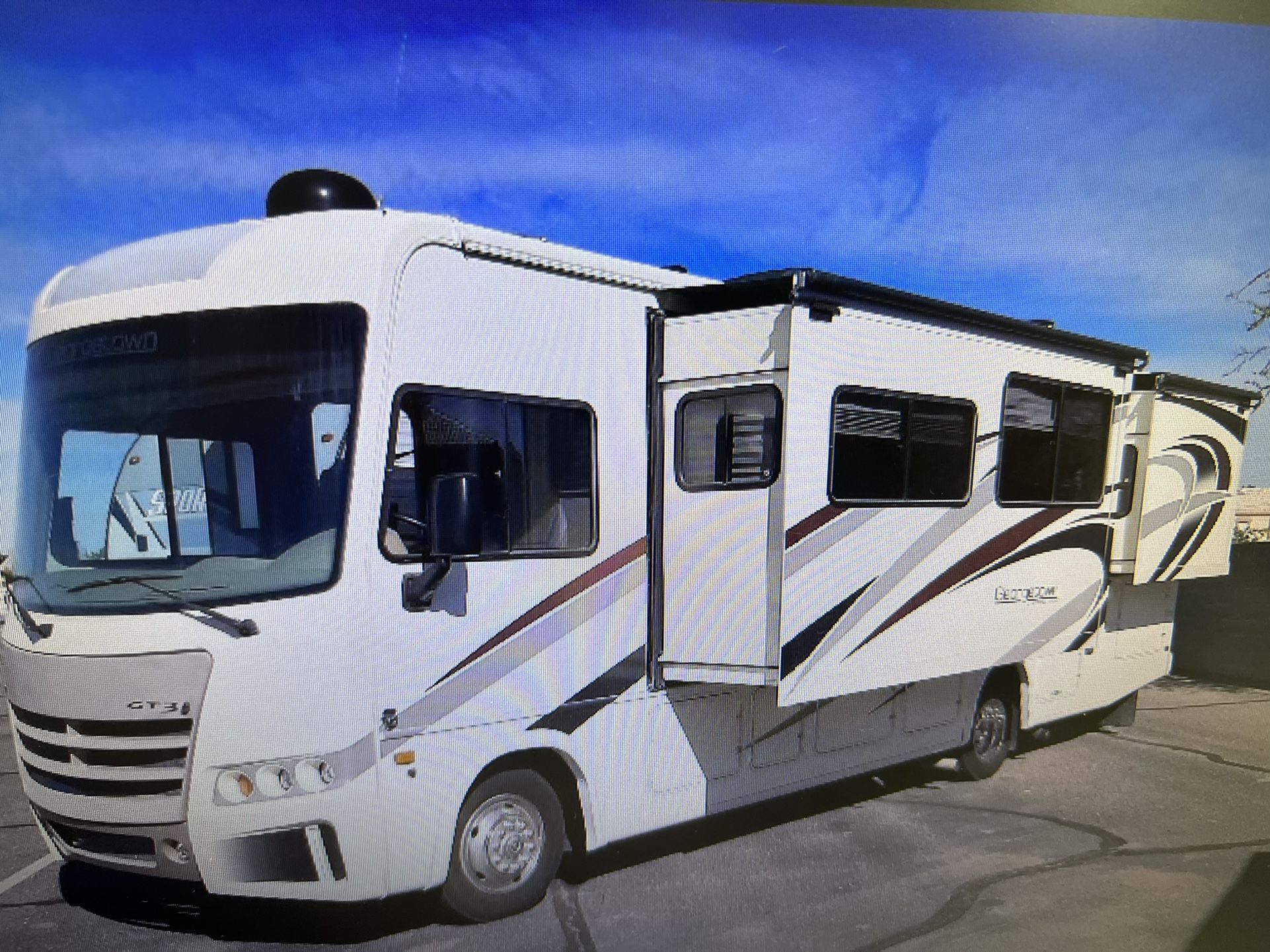 2016 GORGETOWN 3 SERIES 30X3