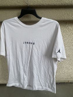 Air Jordan T shirt white size XL