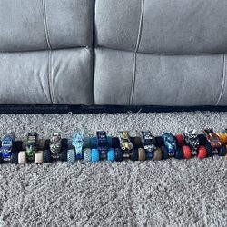 Monster trucks 