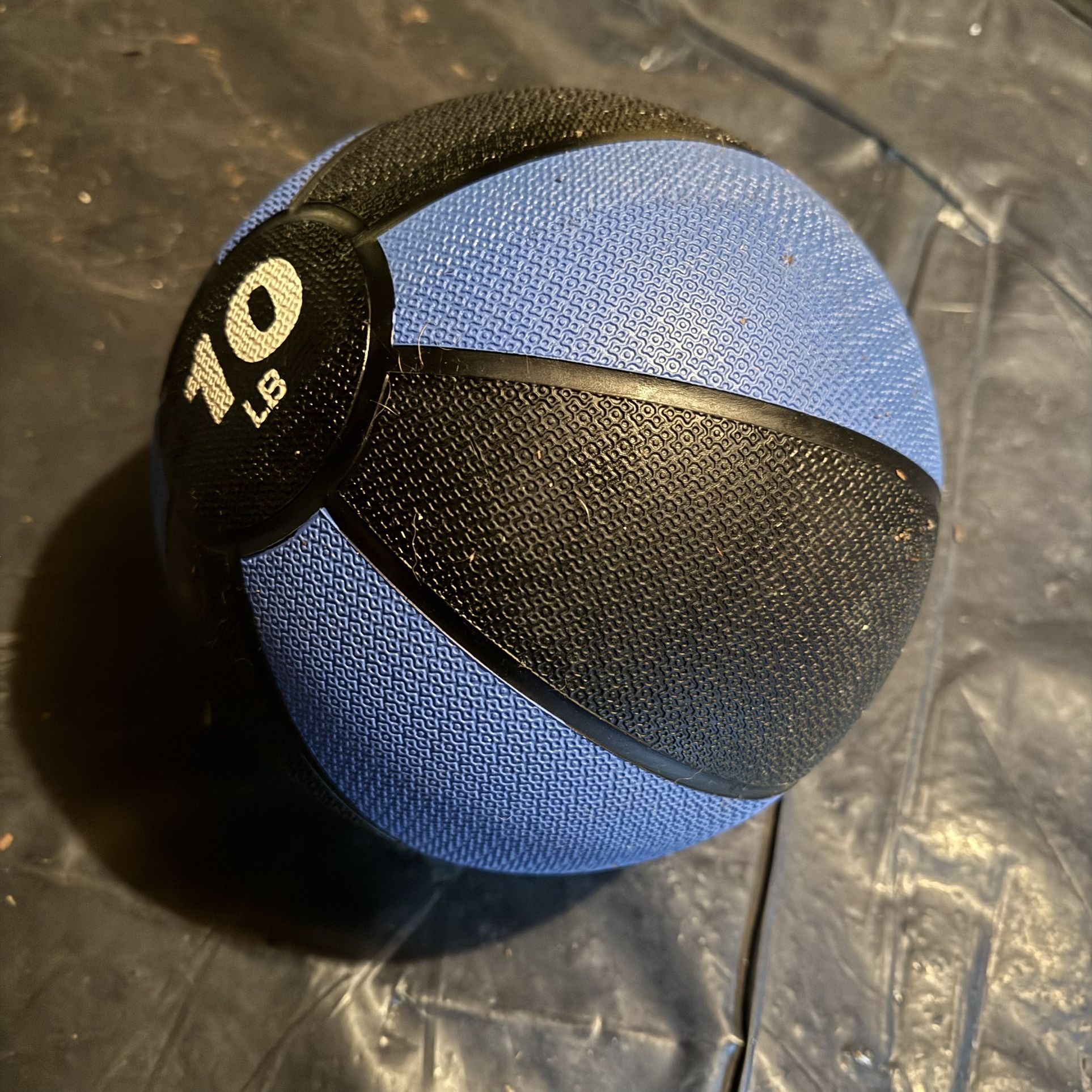 10lb Amazon Basics Weighted Medicine Ball