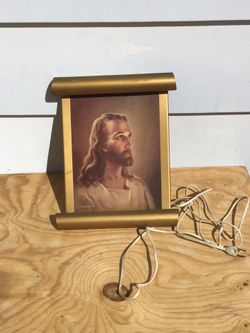 Vintage 1941 Jesus hanging light 12x9in