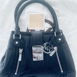 Michael Kors Handbag In Mint Condition 
