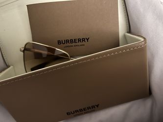 Women’s Burberry Sunglasses 