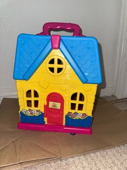 Disney Doc McStuffins folding clinic