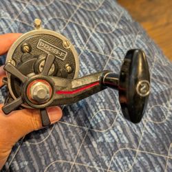 Newell Reel P229-F