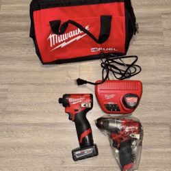 Milwaukee M12 Fuel Drill/ Driver Kit