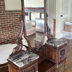 Classic Vanity