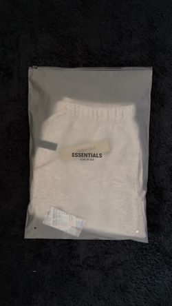 2022 Fear of God Essentials Sweatshort 'Light Oatmeal'