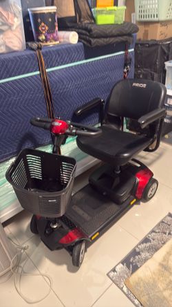 Travel mobility, scooter, and carrier