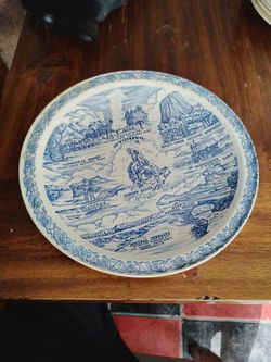 Vintage Vernon Kilns Wyoming state plate