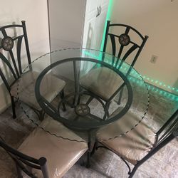 Glass table With chairs 