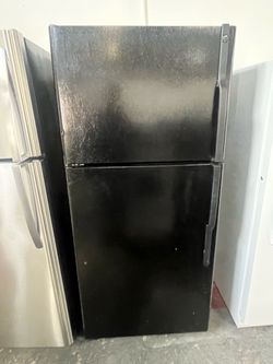 Refrigerator GE 30”