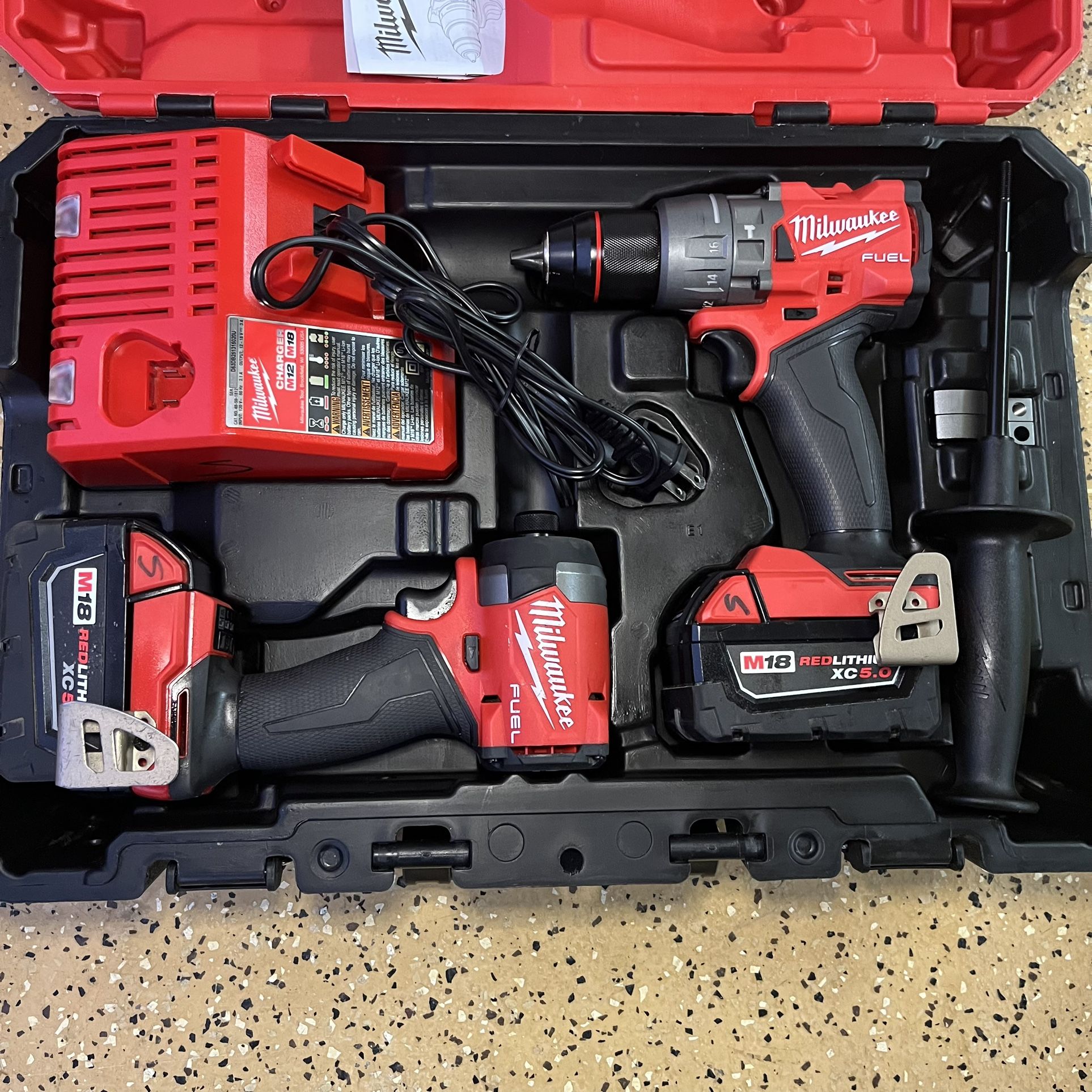 Milwaukee M18 FUEL 18V Lithium-Ion Brushless Cordless Hammer Drill and Impact Driver Combo Kit (2-Tool) with 2 Batteries