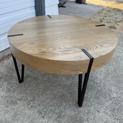 Natural Coffee Table with Metal Hairpin Legs