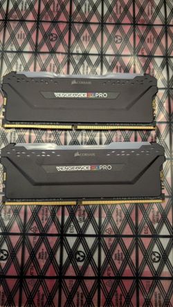32GB (2x16GB) Corsair Vengeance RGB Pro DDR4 RAM 3600MHz CL18