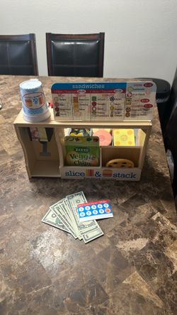 Melissa & Doug slice & stack sandwich counter