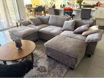 Phi Villa couch with 2 ottomans